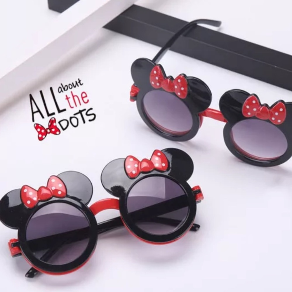 🎈New🎈”Minnie Mouse Sunglasses”🎈